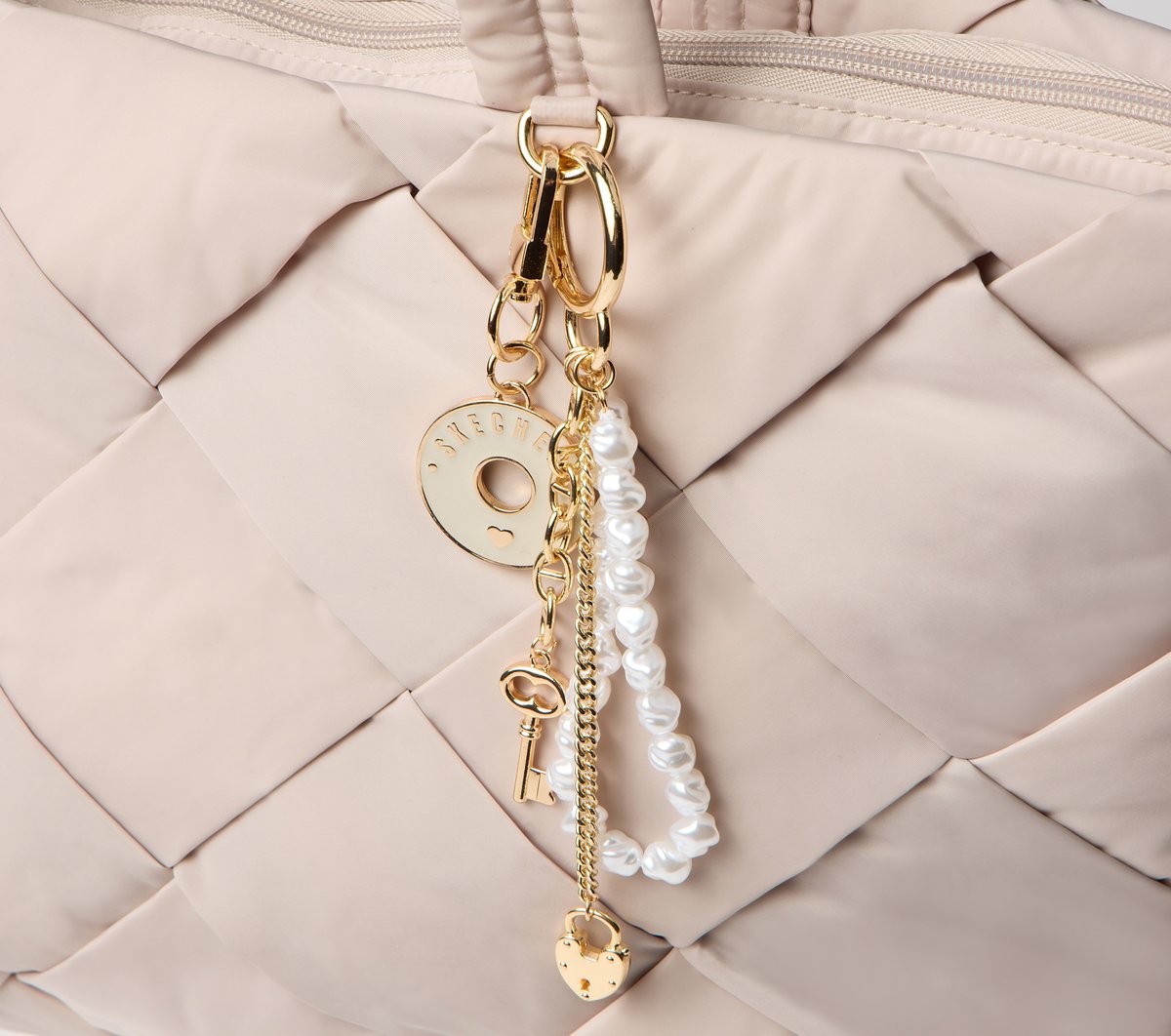 Skechers Bag Charm - Pearl Lock And Key