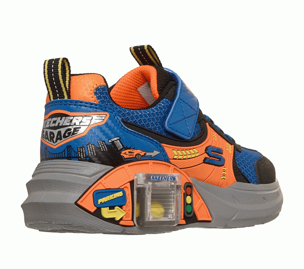 Skechers Garage