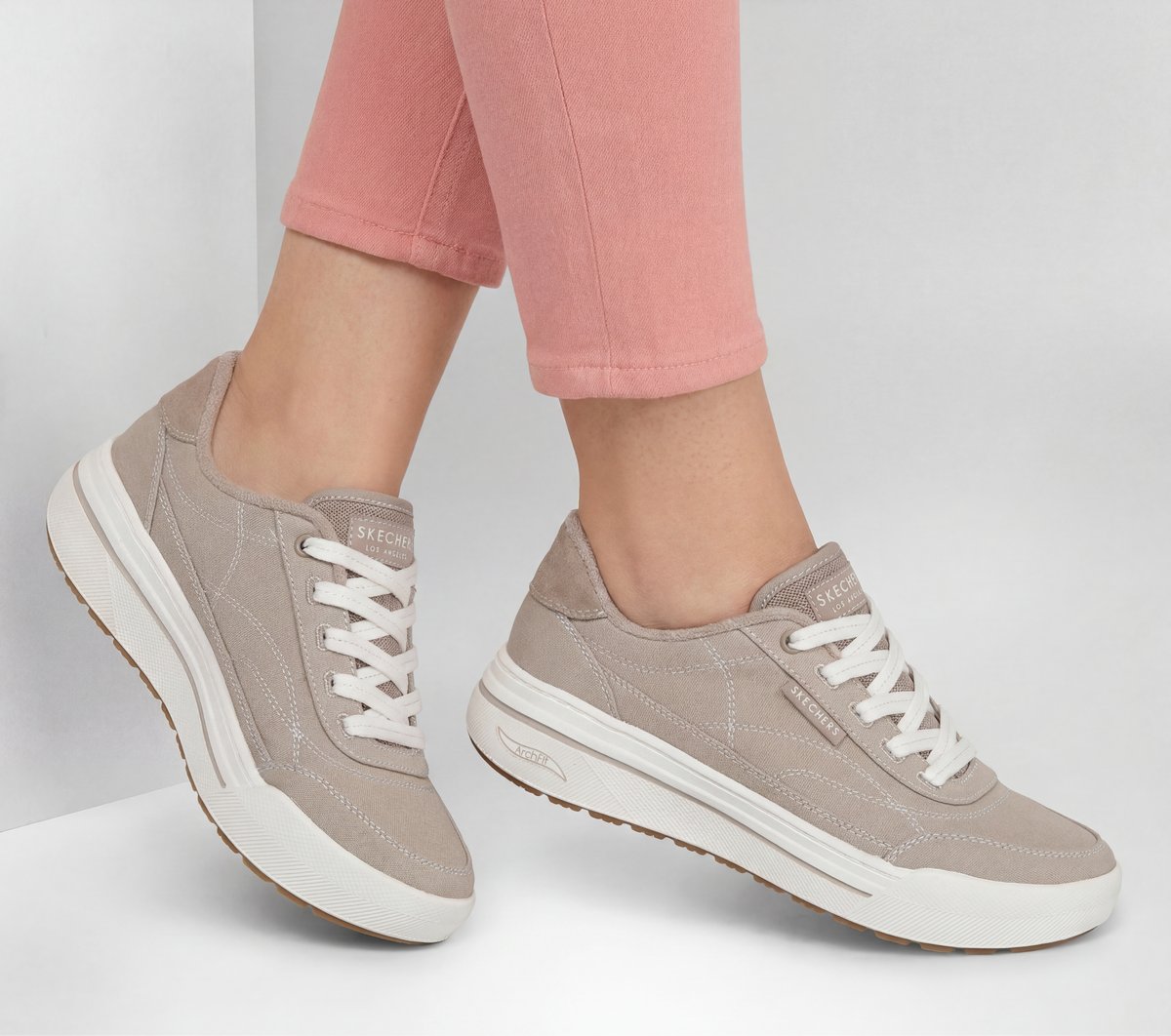 Skechers Arch Fit Arcade HI - Soaring Up