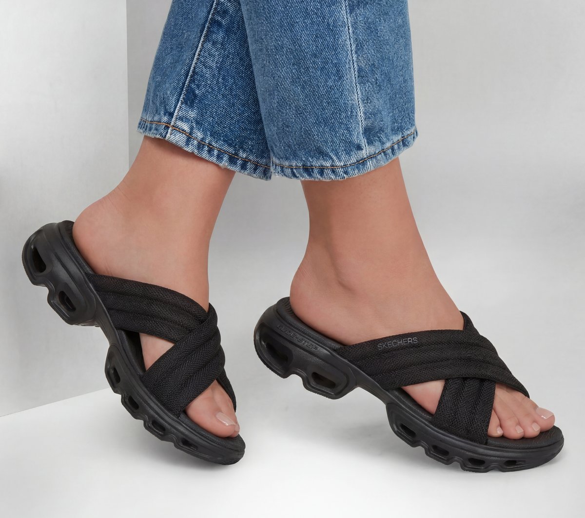 Skechers GO WALK Glide-Step Bliss Sandal - Danica