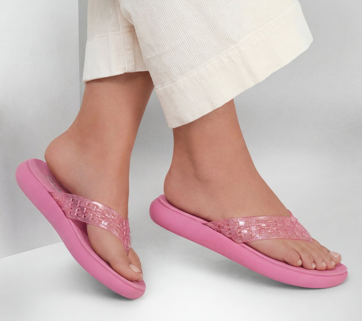 Skechers Relaxed Fit: Asana Luxe - Shimmer Days