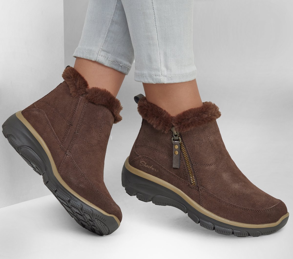 Skechers Relaxed Fit: Easy Going - Cool Zip!