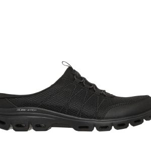 Skechers Relaxed Fit: Glide-Step Comfort