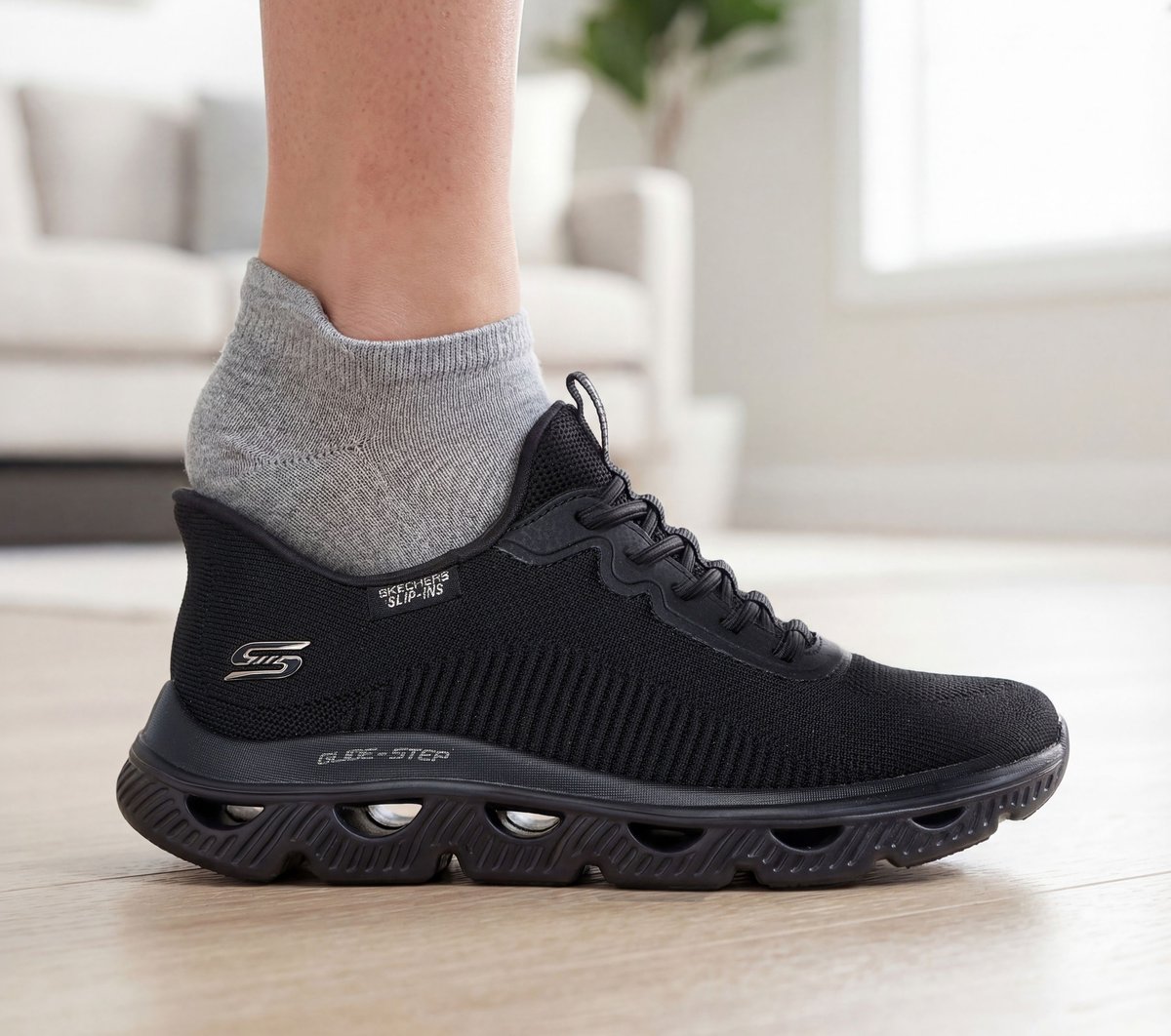 Skechers Slip-ins: BOBS Sport Arc Waves